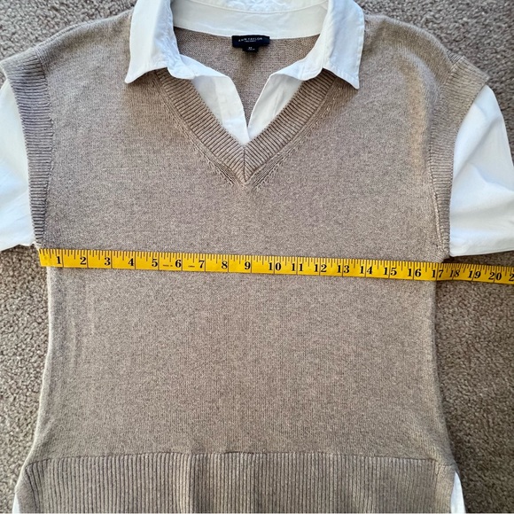 Ann Taylor Faux Layered Y2K Tan Sweater Vest with White shirt, XS - Picture 11 of 12